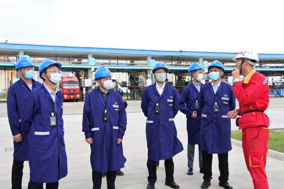 DSC_0331.JPG DSC_0331.JPG